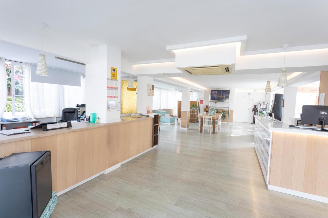 Hotel Raxa Плая де Палма Екстериор снимка