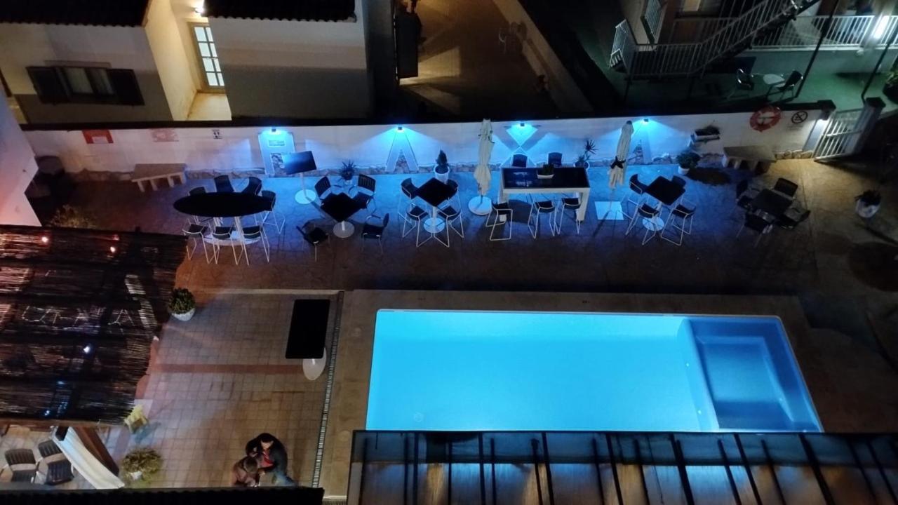Hotel Raxa Плая де Палма Екстериор снимка