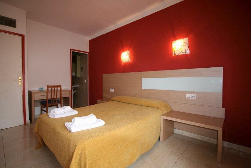 Hotel Raxa Плая де Палма Екстериор снимка